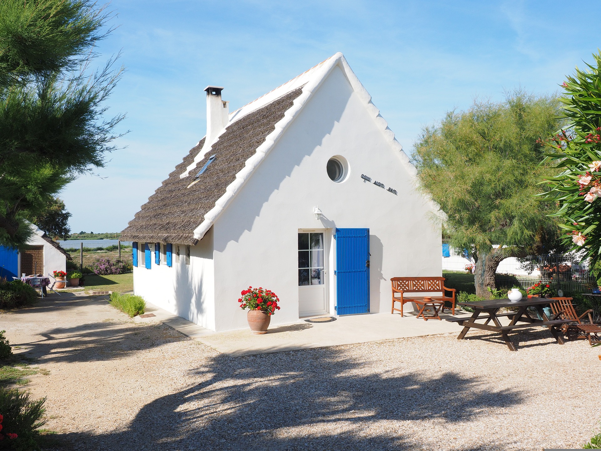 holiday-home-g4b5b1cc17_1920